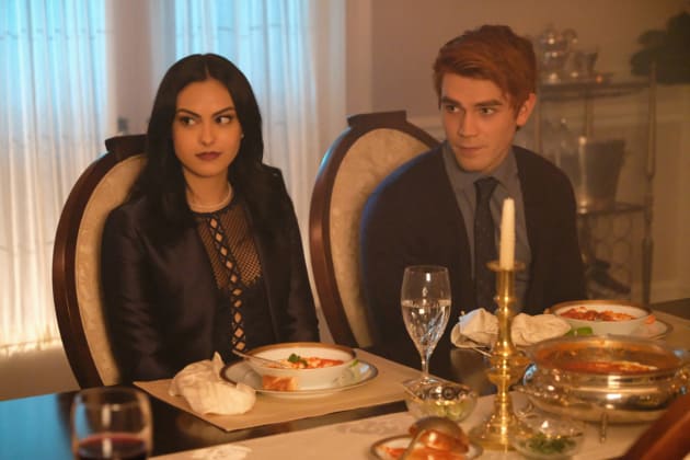 Meet The Boyfriend Riverdale Season 2 Episode 3 Tv Fanatic