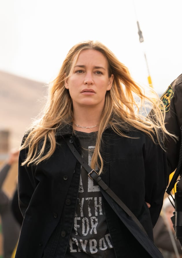 Yellowstone Season 4 Episode 5 Review Under A Blanket Of Red TV Fanatic