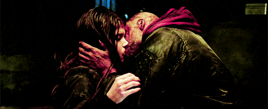Lincoln and Octavia - The 100