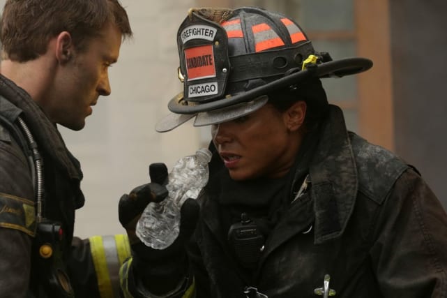 Dawson takes a water break - Chicago Fire Season 3 Episode 8