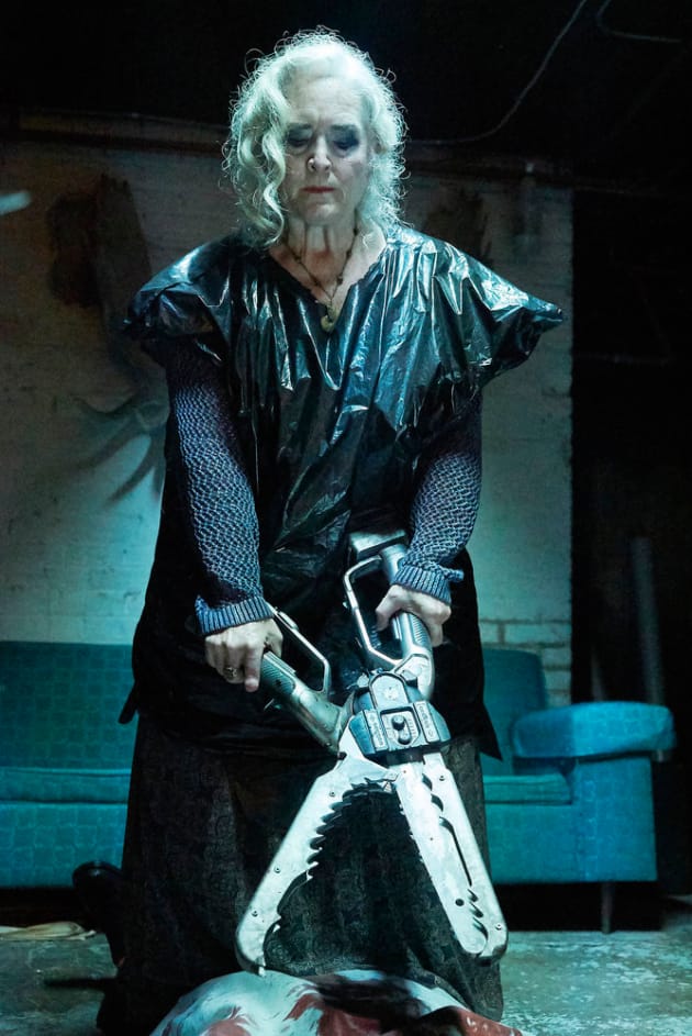 Best Big Chainsaw Scissors Ever - Channel Zero Season 3 Episode 4