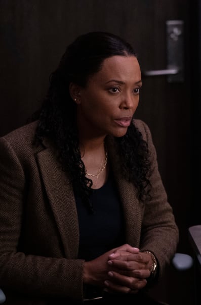 Tara in the Interrogation Room - Criminal Minds: Evolution Season 1 Episode 6