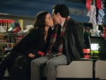 Christmas Kisses - Superstore