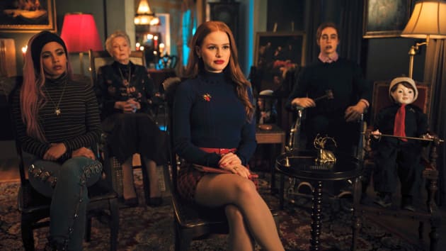 Putlocker riverdale season 3 episode hotsell 9