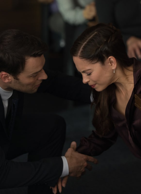 Joanna Collapses At Court - Burden of Truth Season 3 Episode 8