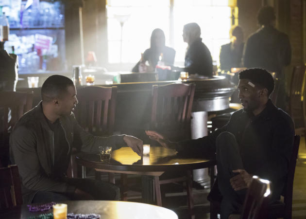 Comparing Notes - The Originals Season 4 Episode 13