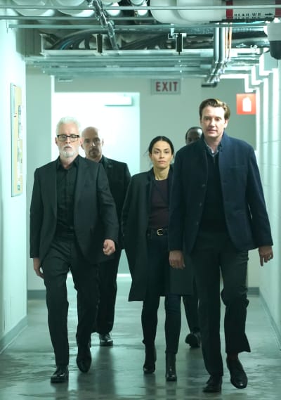 Walking Down the Corridor - neXt Season 1 Episode 1