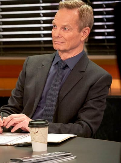 Dr. Lindstrom Returns - Law & Order: SVU Season 21 Episode 12