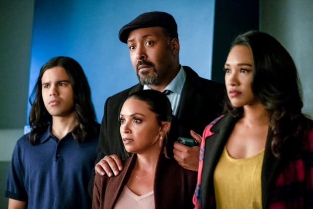 Watch flash season 5 episode hotsell 17 online free