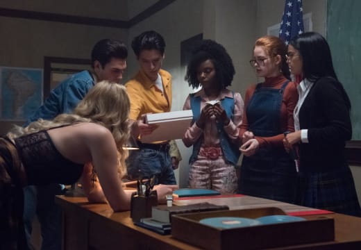 Riverdale Round Table The Farm s Dirty Little Secret TV Fanatic