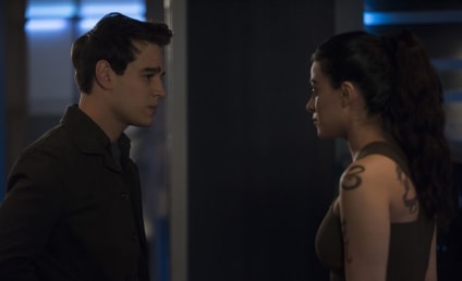 Shadowhunters Reviews Tv Fanatic