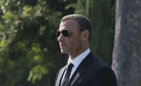 Ray Donovan Photos Tv Fanatic