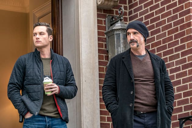 Working the Case - Chicago PD Season 4 Episode 20