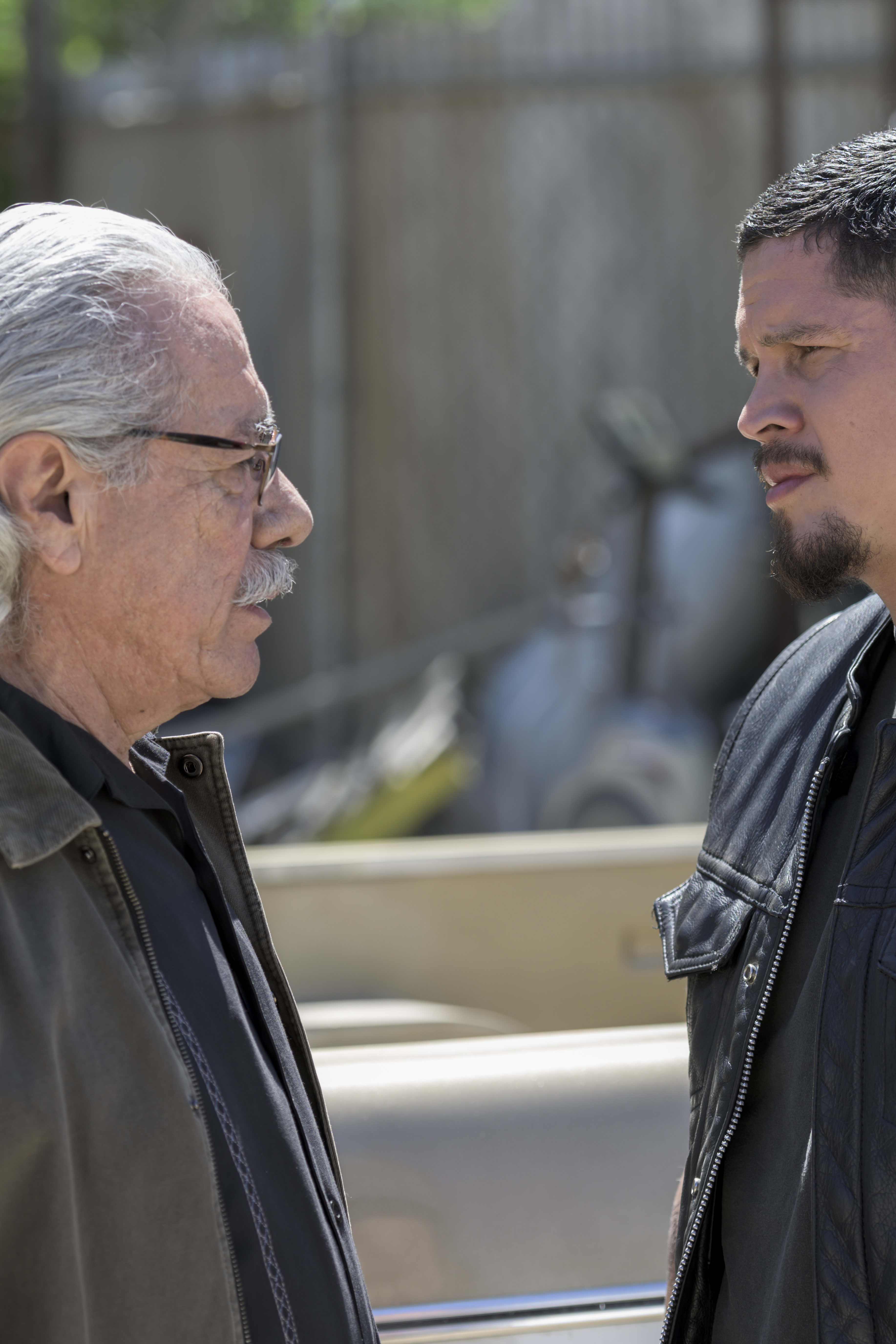 Mayans season online 2 episode 1