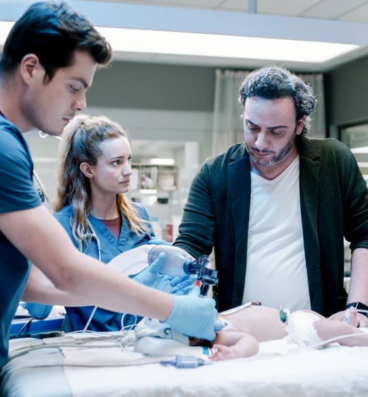 Theo, Mags, and Jake treat Oliver - Transplant Season 2 Episode 8
