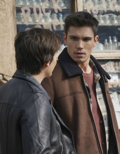 Alex and Gregory  - Roswell, New Mexico Season 2 Episode 10