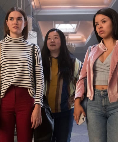 Welcome to the Coterie - Tall - Good Trouble Season 1 Episode 1