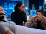 Nora Is Injured - The Flash