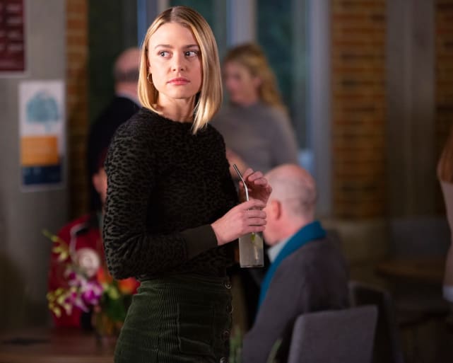 Taylor Hotchkiss - The Perfectionists