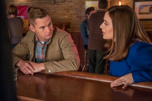 What's Going On With Roman? - Chicago PD Season 3 Episode 10