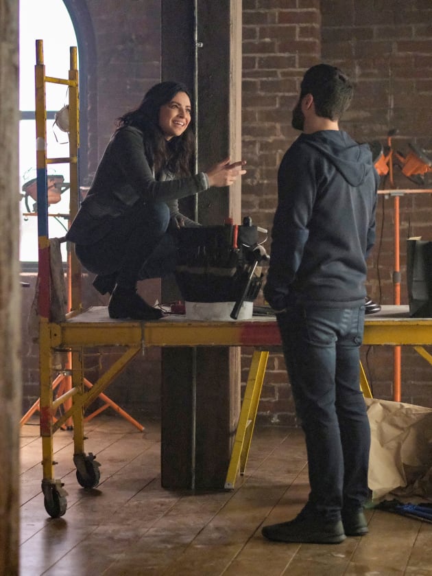 Electric Work And Sparks Tall A Million Little Things Season 2 Episode 18 Tv Fanatic