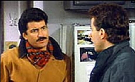 Keith Hernandez on 'Seinfeld' nerves, laughs, and kissing Elaine