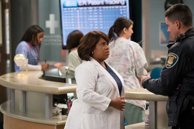 Bailey in Charge - Grey's Anatomy Season 14 Episode 10