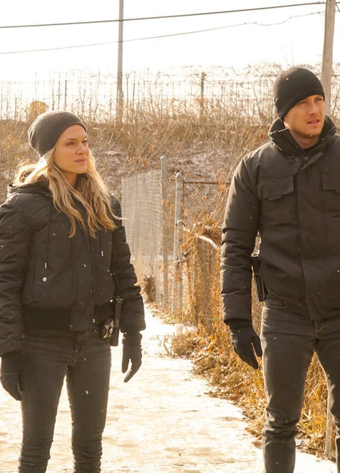 Out in the Field - Chicago PD Season 7 Episode 14