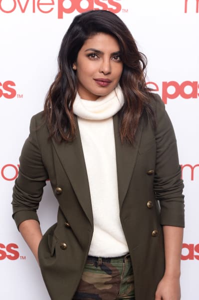 Priyanka Chopra Apologizes After Controversial Quantico Episode Tv Fanatic