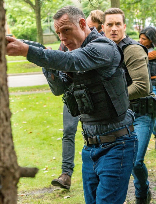 Moving In - Chicago PD Season 7 Episode 8