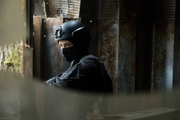 Greyhats Arrive at the Resistance Camp - Colony Season 3 Episode 5