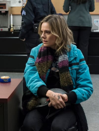 Law Order SVU Season 21 Episode 11 Review She Paints For