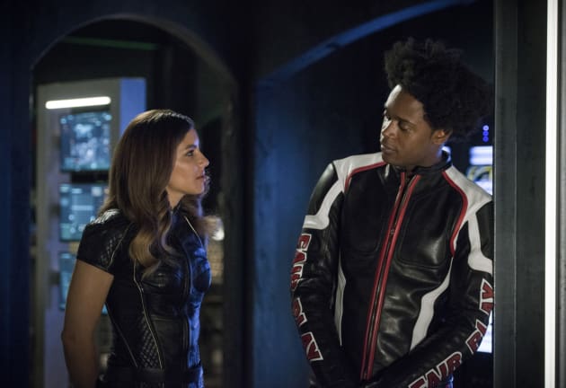 The Mystery Still Remains - Arrow Season 6 Episode 4