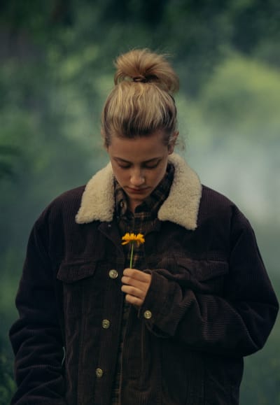 Lili Reinhart in Chemical Hearts