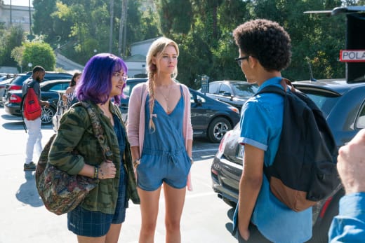 Runaways season 1 episode on sale 1
