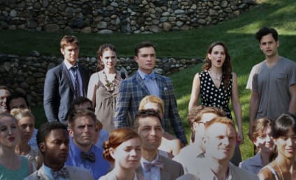 Gossip Girl Season Premiere Pics: This is a Wedding!