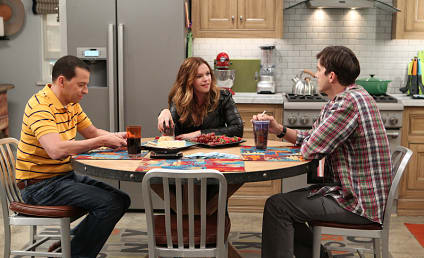 Amber Tamblyn on Two and a Half Men: First Look!