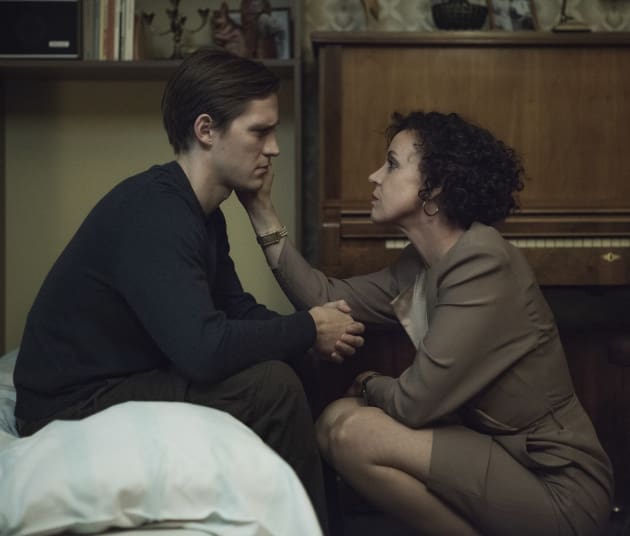 It's Okay - Deutschland86 Season 2 Episode 10