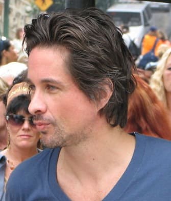Michael Easton Image