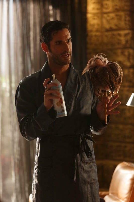 Housekeeper - Lucifer Season 2 Episode 3