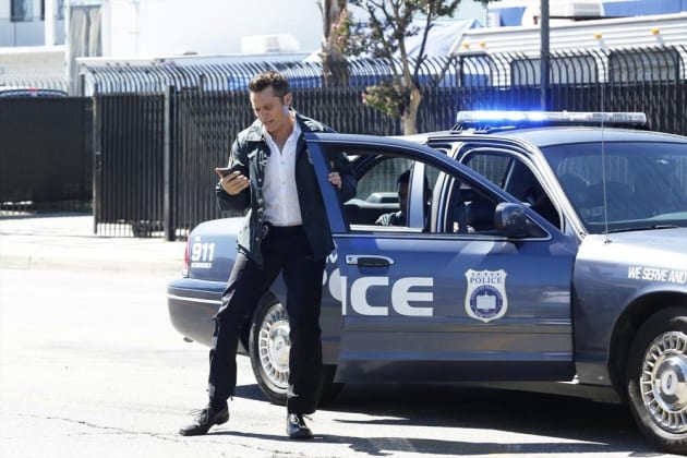 What's Up Ryan? - Castle Season 7 Episode 1