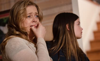 First Look at Melissa Joan Hart in Lifetime's Would You Kill for Me? The Mary Bailey Story