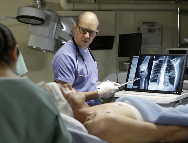 Hospital Ship - NCIS Season 13 Episode 1