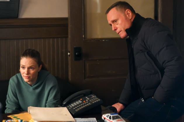Second- Hand - Chicago PD Season 10 Episode 12