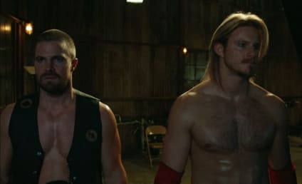 Heels Teaser Trailer Offers First Look at Stephen Amell and Alexander Ludwig in STARZ Wrestling Drama