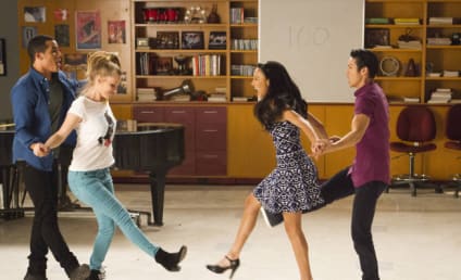 Glee Review: They're Baaaaaaaack!