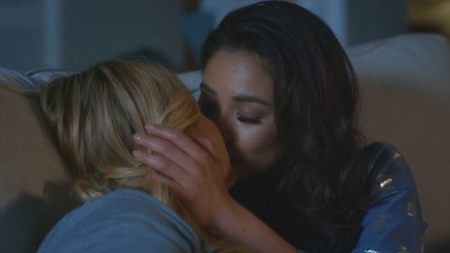 Emily and alison pretty little liars