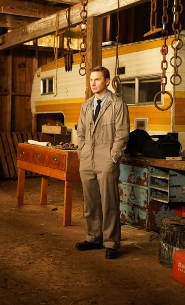 Standing Tall - Big Sky Season 1 Episode 5