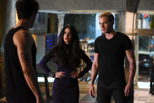 That's your answer? - Shadowhunters Season 1 Episode 9