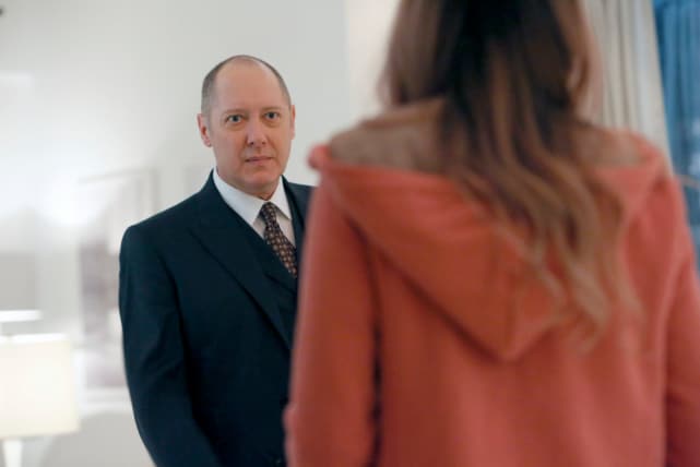 Red found his red hoodie - The Blacklist Season 4 Episode 10